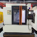 铁正855加工中心2017年 发那科OI-MF系统三轴线轨台湾.